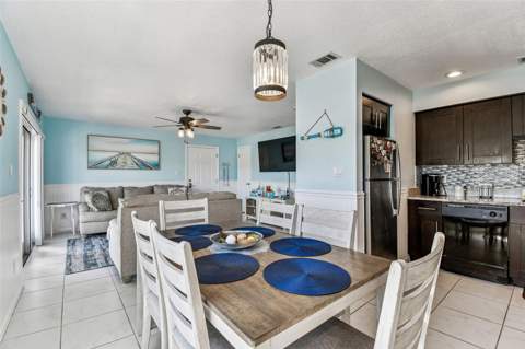 5116 Beach Drive #D, St Petersburg FL - photo 13 of 89