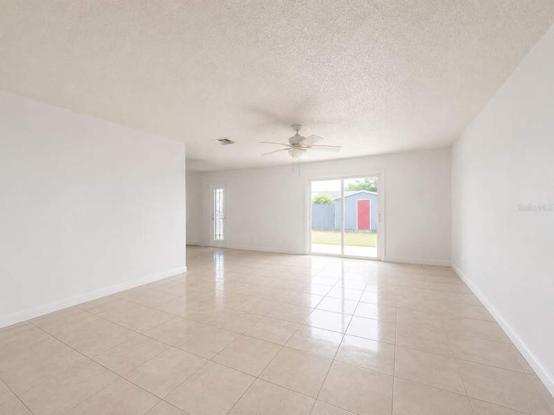 4 bedroom Single Family Residence at 5406 ARPANA DRIVE, SOUTH POINTE, ORLANDO — photo 2
