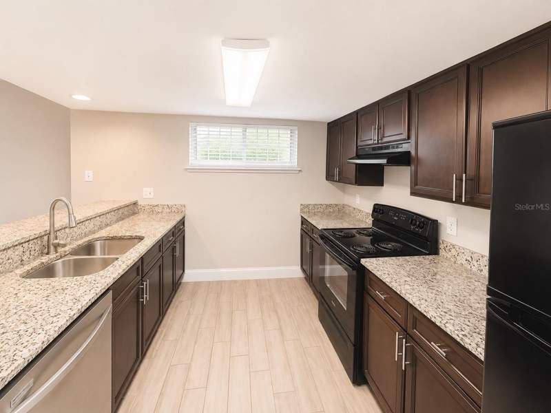 2 bedroom Condominium at 3922 Crayrich Circle #C-4, Village Condo, Orlando — photo 5