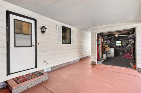 1712 W Schwartz Boulevard, The Villages FL - photo 8 of 71