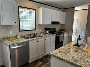 4 bedroom Manufactured Home at 9494 SE 144th Place, Little Lake Weir Add 01, Summerfield — photo 3