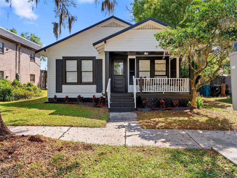412 E HARWOOD STREET home for sale in Beg 138 Ft E of Se Cor Broadway & Harwood Run E
