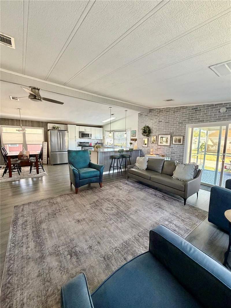 2 bedroom Manufactured Home at 743 E Palm Valley #307, Orlando Indust Park, Oviedo — photo 5