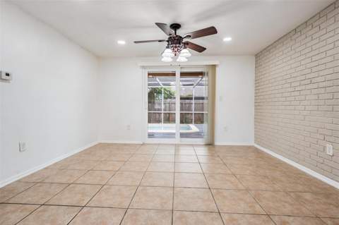 7700 Birchwood Drive, Port Richey FL - photo 9 of 28
