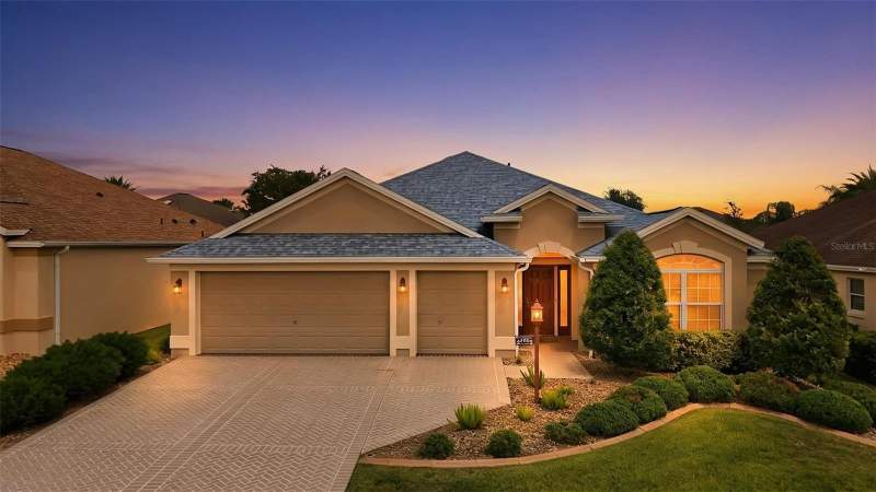 3 bedroom Single Family Residence at 1195 WESTMORELAND LOOP, VILLAGES OF SUMTER, THE VILLAGES — photo 1
