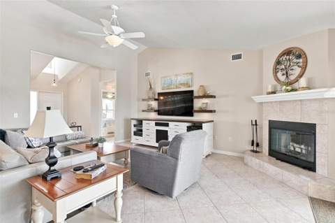 3716 Bayshore Circle, Tavares FL - photo 20 of 82