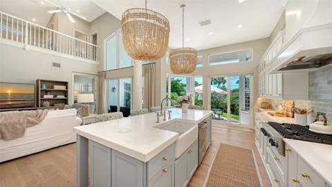 3563 Fair Oaks Lane, Longboat Key FL - photo 12 of 46