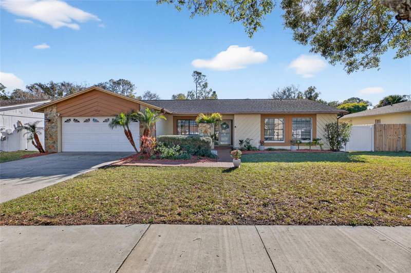 Country PlaceHomes for Sale in Tampa, FL