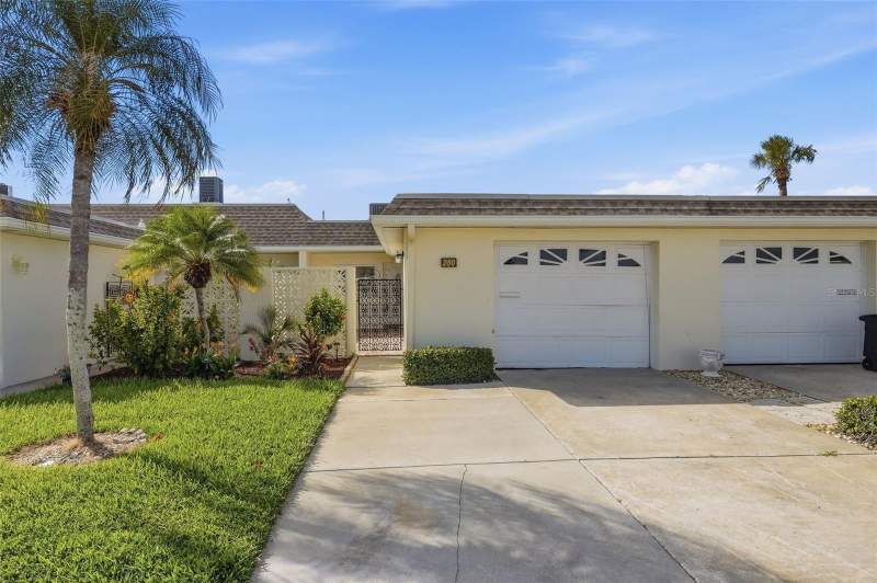 2 bedroom Villa at 280 Boca Ciega Point Boulevard, Boca Ciega Point East, St Petersburg — photo 2