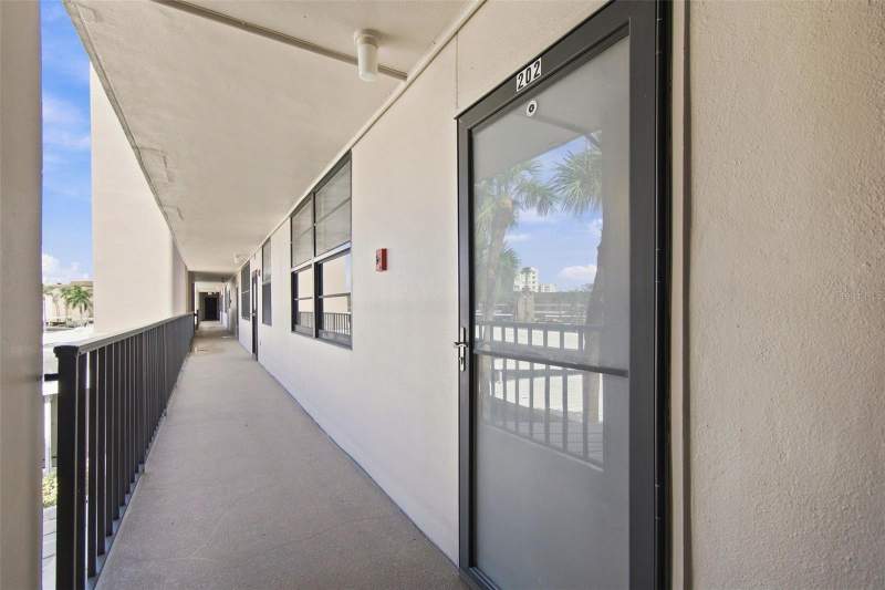 1 bedroom Condominium at 7700 Sun Island Drive #202, Bay Island Group 10 Condo Unit 202, South Pasadena — photo 4