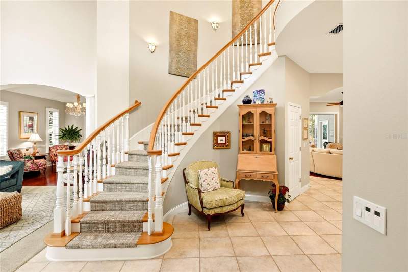 5 bedroom Single Family Residence at 1246 Darlington Oak Circle, Placido Bayou, St Petersburg — photo 2