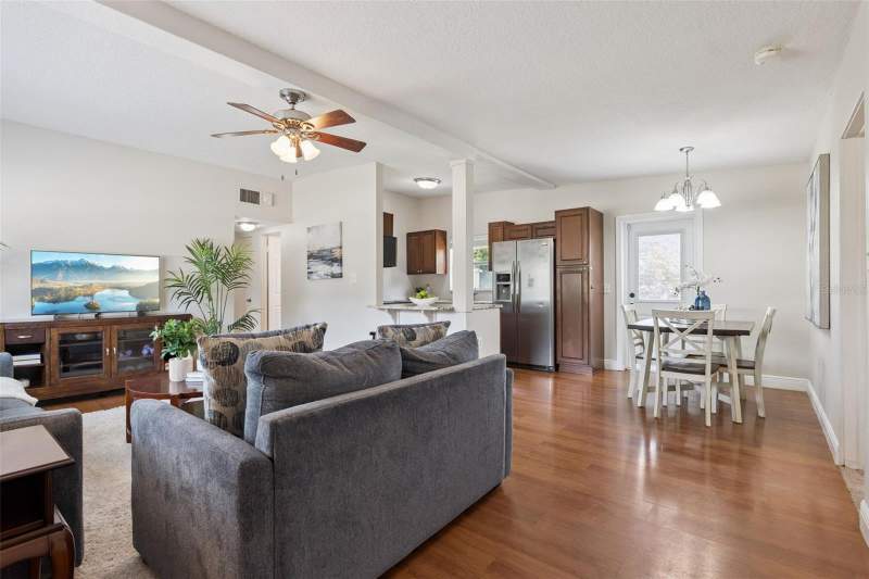 3 bedroom Single Family Residence at 1100 WURST ROAD, PEACH LAKE MANOR, OCOEE — photo 3