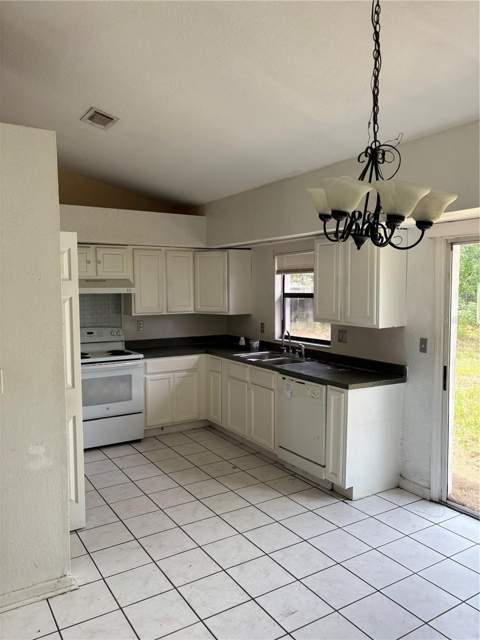 833 Oglethorpe Court, Kissimmee FL - photo 19 of 28