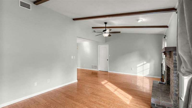 2 bedroom Single Family Residence at 10830 NW 60th Terrace, Dry Creek Alachua, Alachua — photo 2