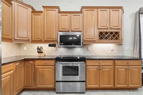 19 Village View Drive, Palm Coast FL - photo 6 of 36