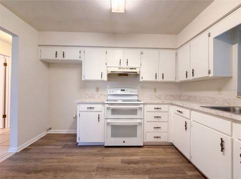4621 NW 29th Avenue, Gainesville FL - photo 8 of 21