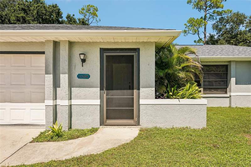 2 bedroom Single Family Residence at 21286 Giddings Avenue, Port Charlotte Sec 027, Port Charlotte — photo 2