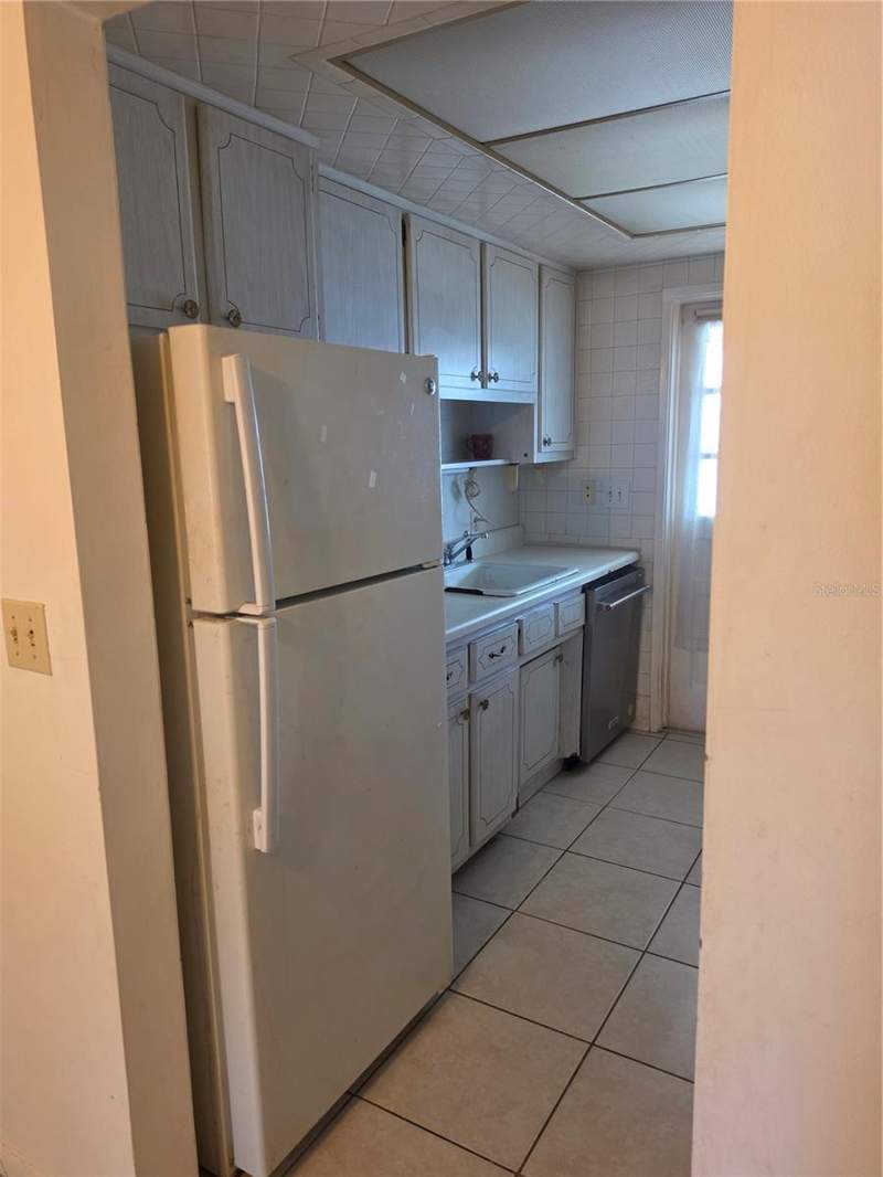 2 bedroom Condominium at 5850 21st Street #15, Town Apts Condo, St Petersburg — photo 5
