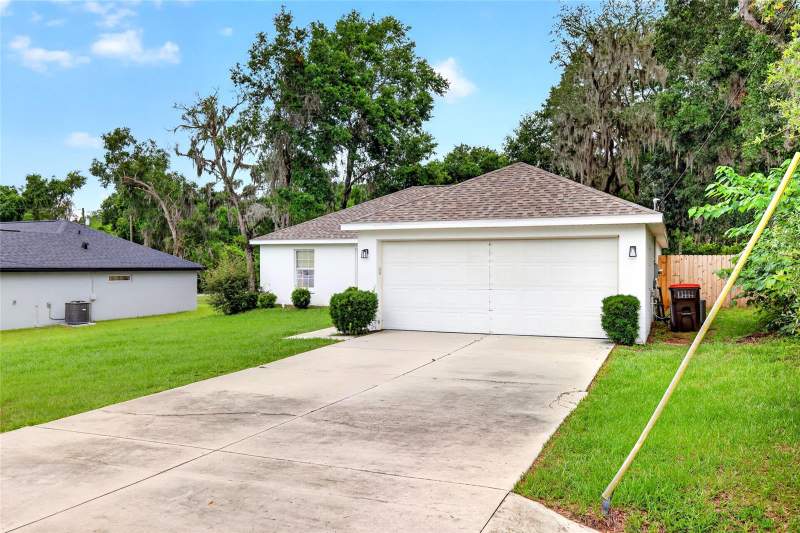 4 bedroom Single Family Residence at 45 Larch Radial, Ocala, Ocala — photo 2