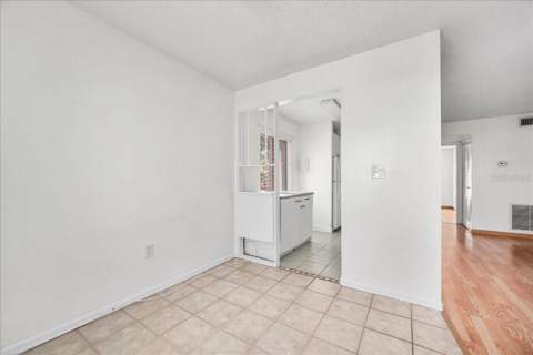 11401 3rd Street #2, St Petersburg FL - photo 8 of 27