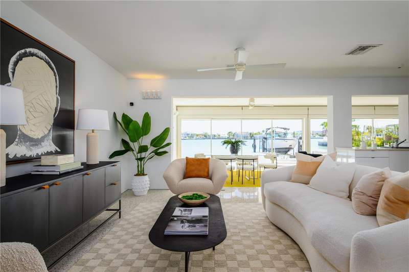 4 bedroom Single Family Residence at 440 64TH AVENUE, THREE PALMS POINT, ST PETE BEACH — photo 4