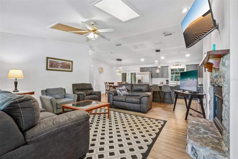 3 bedroom Single Family Residence at 5230 NW 144th Place, Water'S Lot 63 Campbell'S Survey, Reddick — photo 5