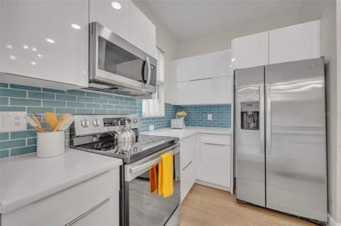 1172 S Beach Circle, Kissimmee FL - photo 15 of 50