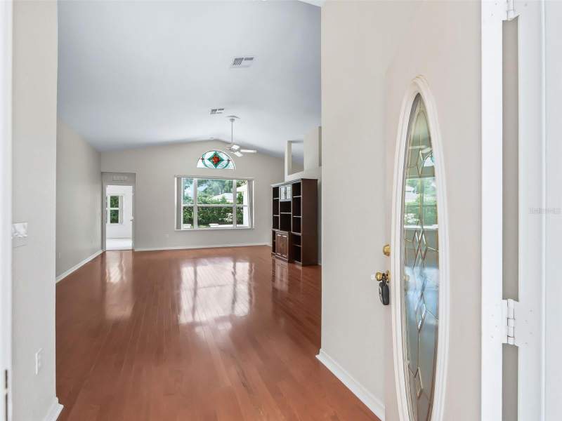 3 bedroom Single Family Residence at 6318 SW 117th Loop, Oak Run Laurel Oaks, Ocala — photo 4