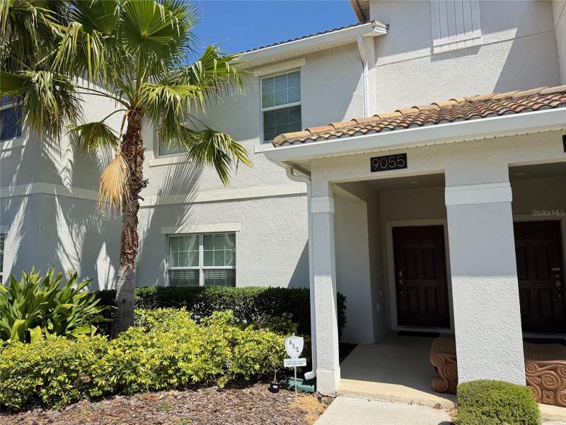 4 bedroom Townhouse at 9055 Dogleg Drive, Stoneybrook South Ph I-1 & J-1, Davenport — photo 3