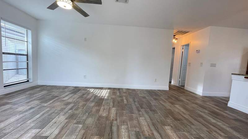2 bedroom Villa at 6181 Springwater Street, Shadybranch Village, Orlando — photo 2