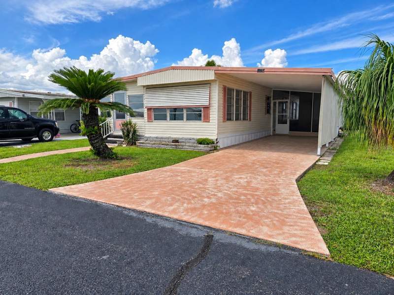 2 bedroom Manufactured Home at 209 Orchid Terrace, Lake Region Mobile Home Village, Haines City — photo 3