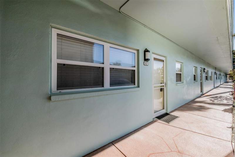 7 DUNOON PLACE #102 home for sale in Royal Stewart Arms