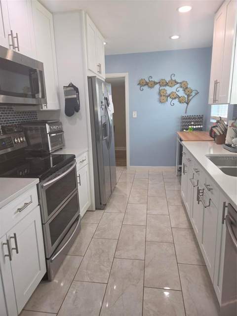 20 S Saturn Avenue, Clearwater FL - photo 11 of 38