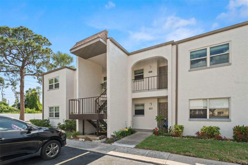 7701 STARKEY ROAD #504 home for sale in Boulevard Club The Condo