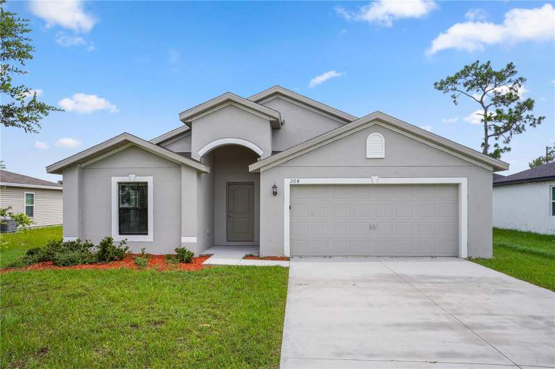 4 bedroom Single Family Residence at 204 Hyacinth Court, Poinciana Nbrhd 02 Village 08, Poinciana — photo 2