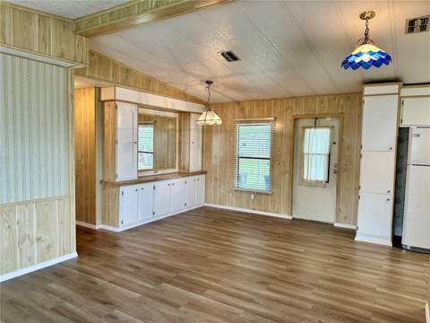 322 Bass Court, Oldsmar FL - photo 10 of 32