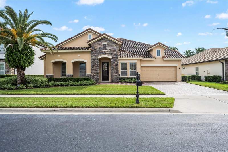 5 bedroom Single Family Residence at 7231 Sangalla Drive, Casa Del Lago-Replat, Windermere — photo 2