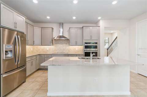 14366 Lanikai Beach Drive, Orlando FL - photo 16 of 61