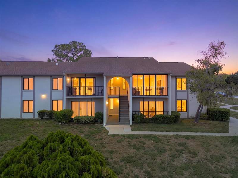 1882 PINE RIDGE WAY #C2 home for sale in Pine Ridge At Palm Harbor