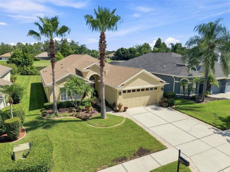 3 bedroom Single Family Residence at 23737 Estero Court, Plantation Palms Ph 03B, Land O Lakes — photo 2