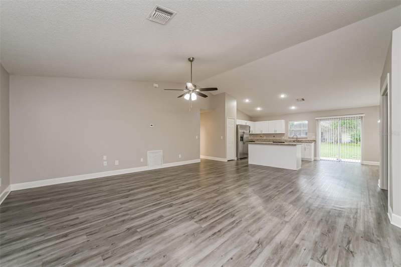3 bedroom Single Family Residence at 162 HIDDEN POINTE LANE, GROVELAND HIDDEN LAKES ESTATES, GROVELAND — photo 4