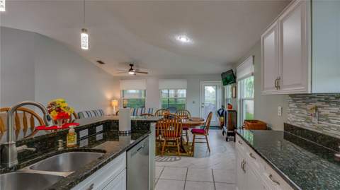 366 Rainforest Court, Oldsmar FL - photo 8 of 65