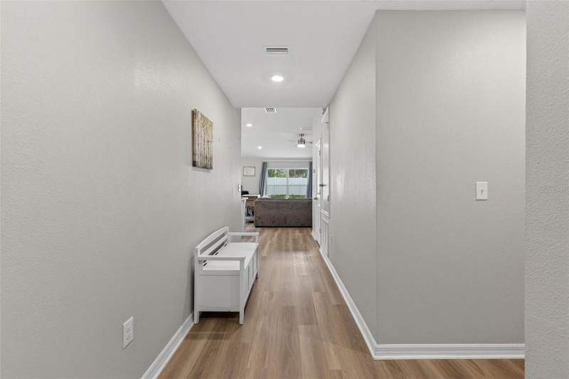 4 bedroom Single Family Residence at 9972 Mesic Woods Avenue, Williams Pointe, Seffner — photo 4