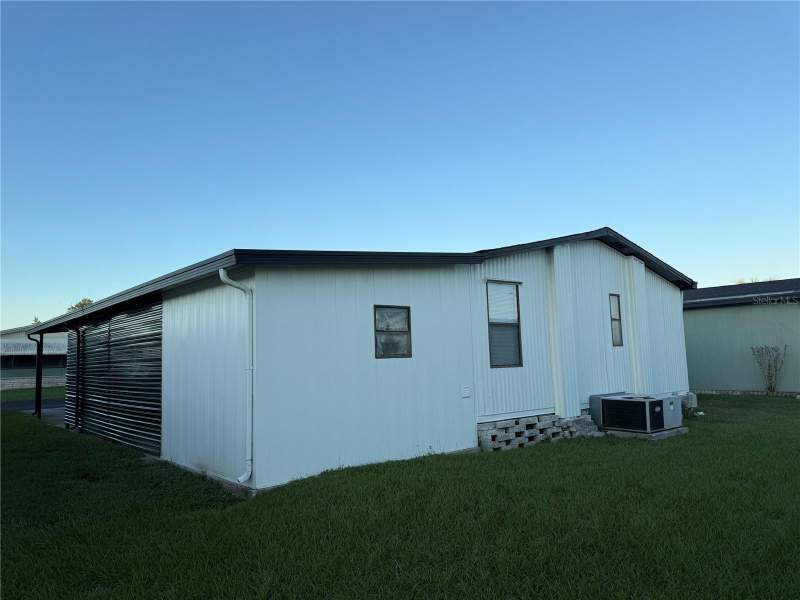 2 bedroom Manufactured Home at 37542 Pinata Avenue, Spanish Trails West Residential Cooperative, Zephyrhills — photo 3