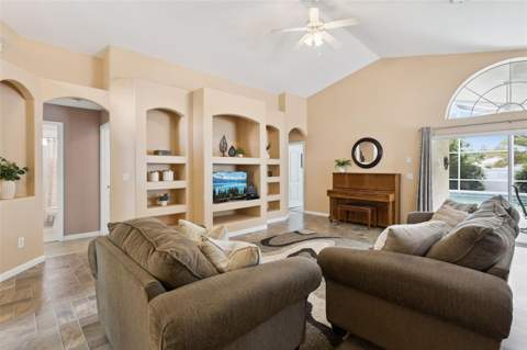 15625 Autumn Glen Avenue, Clermont FL - photo 9 of 40