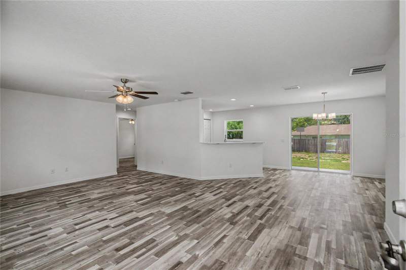 3 bedroom Single Family Residence at 6197 NW 61st Street, Ocala Park Estate, Ocala — photo 5