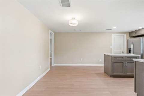 10837 Premier Avenue, Port Richey FL - photo 6 of 33