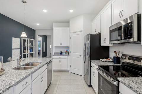 1088 Clay Boulevard, Tavares FL - photo 17 of 48