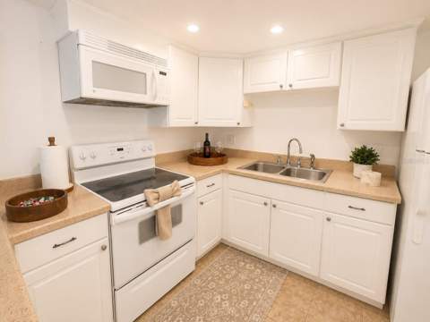 5820 N Church Avenue #112, Tampa FL - photo 6 of 6