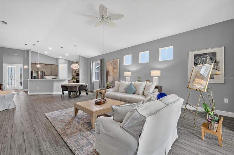 3 bedroom Single Family Residence at 8220 Bridgeport Bay Circle, Lakes Of Mount Dora Ph 01, Mount Dora — photo 2